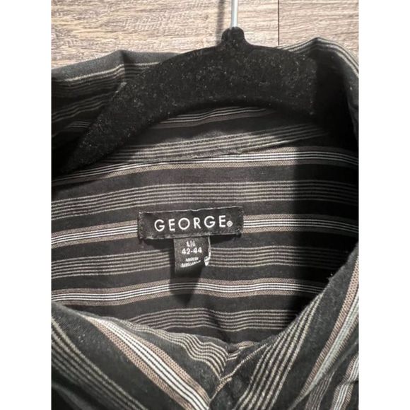 George Mens Strip Button Up Short Sleeve Dress Shirt Size Large - Picture 2 of 4